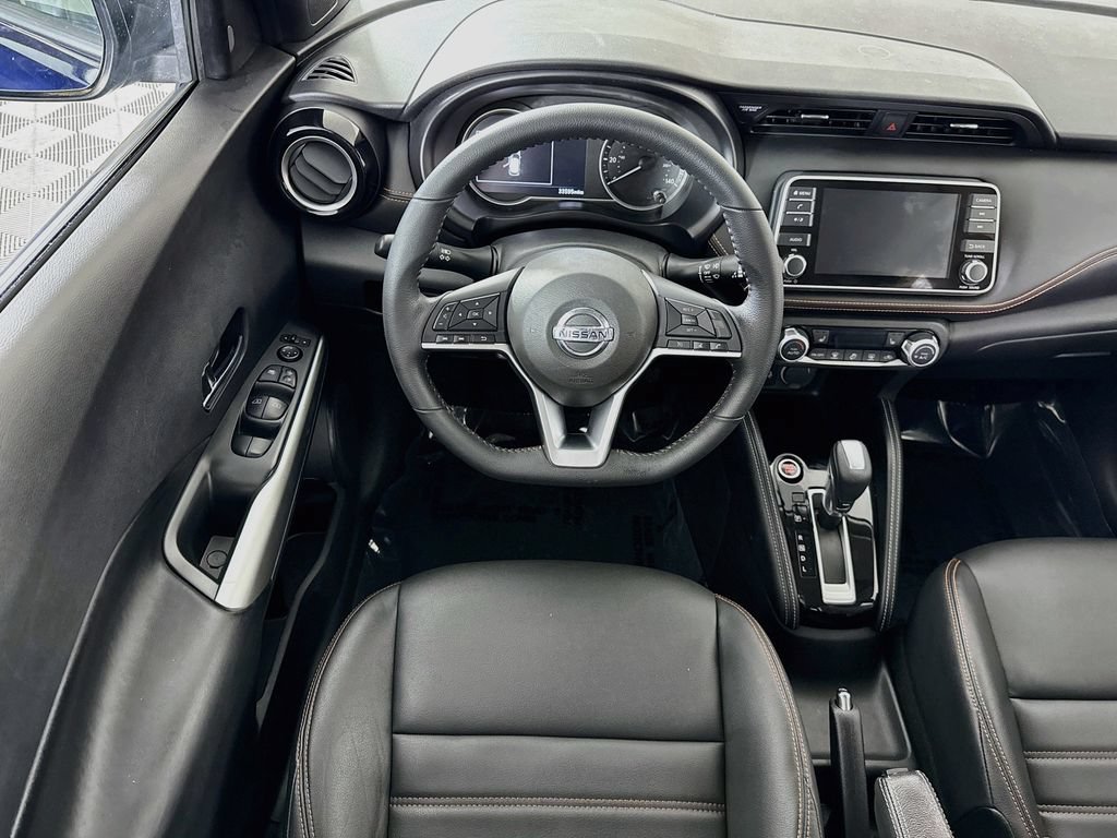 Certified 2020 Nissan Kicks SR w/ SR Premium Package FWD image 4