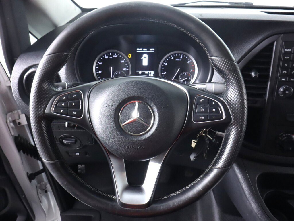Used 2019 Mercedes-Benz Metris image 11