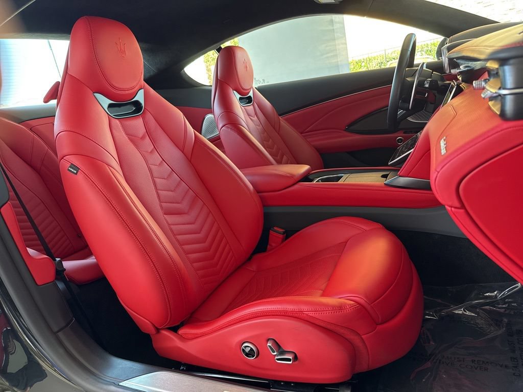 Certified 2025 Maserati GranTurismo Folgore AWD/4WD image 20