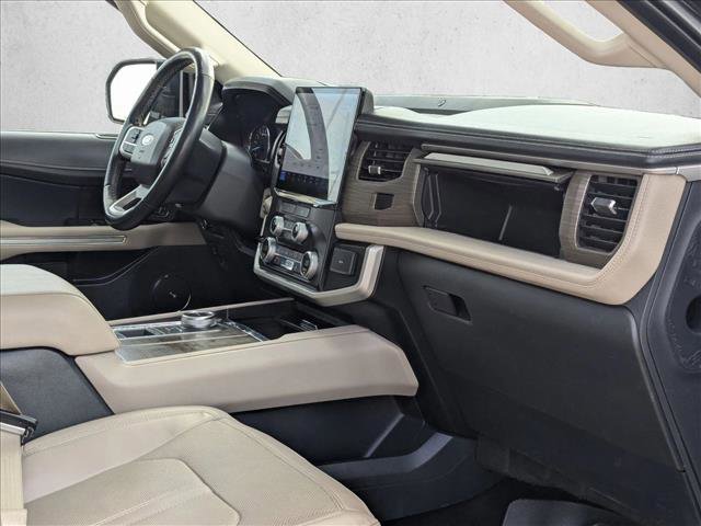 Used 2022 Ford Expedition Limited image 25