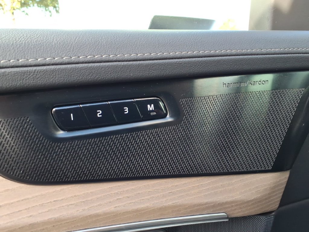 Certified 2026 Volvo XC90 B6 Plus AWD/4WD image 11