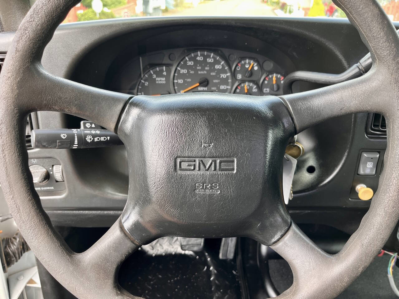 Used 2003 GMC TopKick C4500 2WD Regular Cab image 13