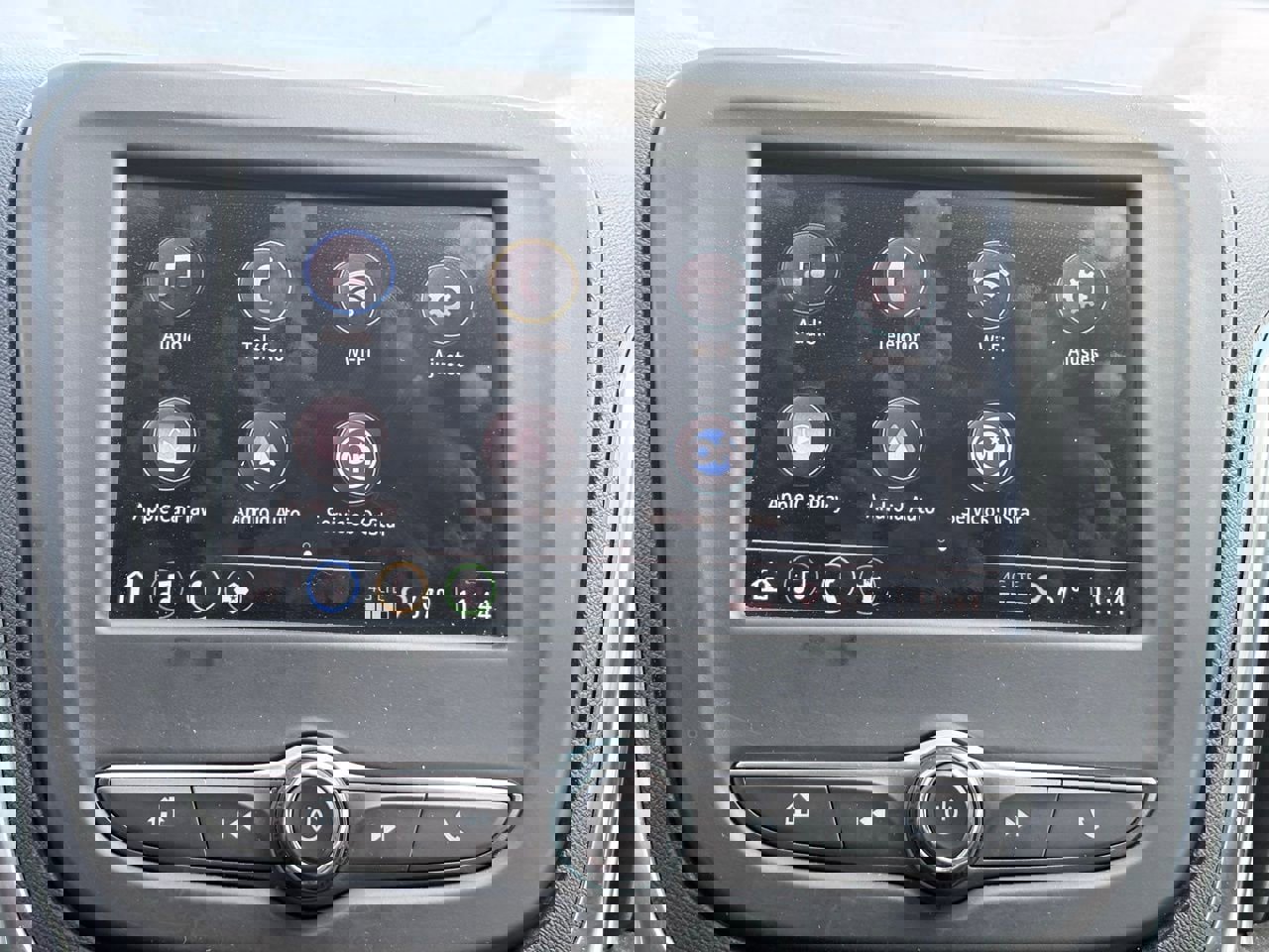 Used 2023 Chevrolet Equinox LS w/ Driver Confidence II Package image 9