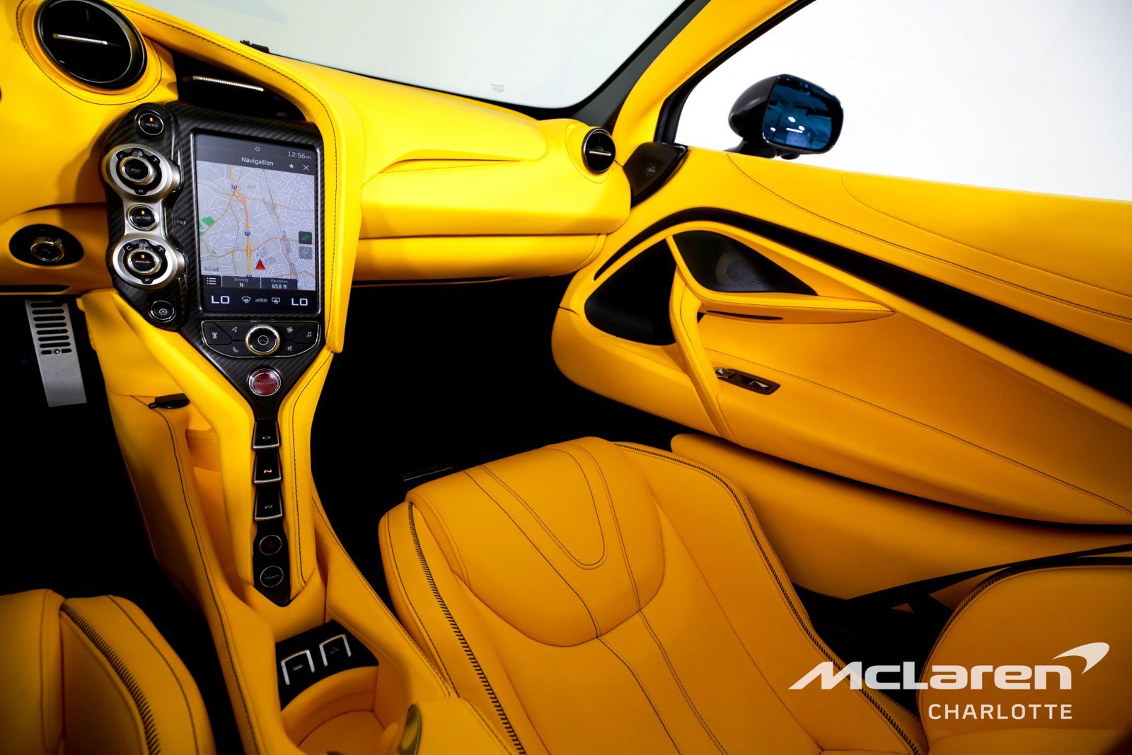 Used 2022 McLaren 720S Spider RWD image 17