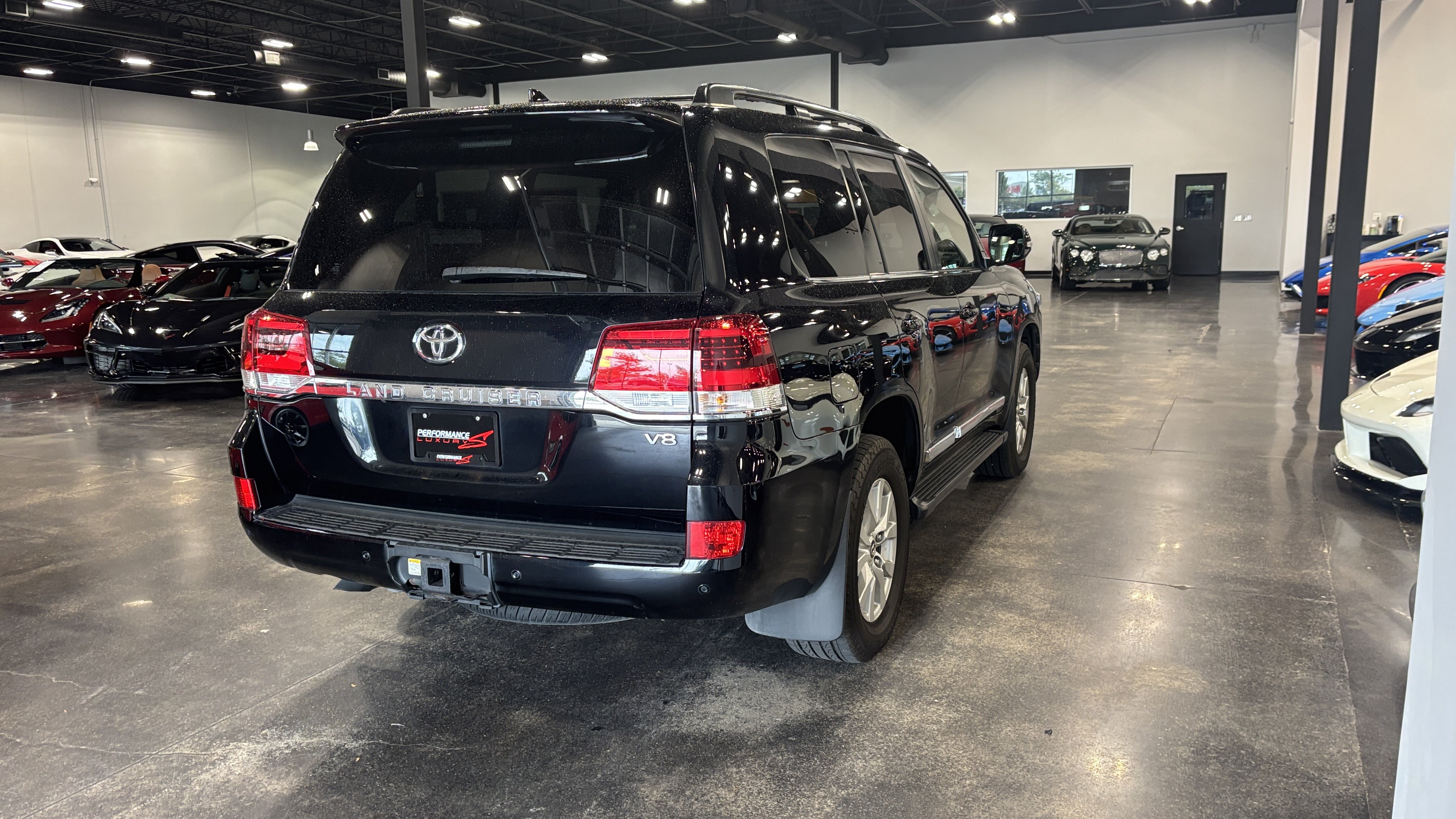 Used 2018 Toyota Land Cruiser AWD/4WD image 3