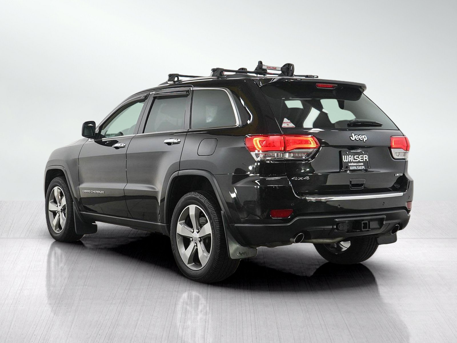Used 2014 Jeep Grand Cherokee Limited w/ Trailer Tow Group IV AWD/4WD image 3