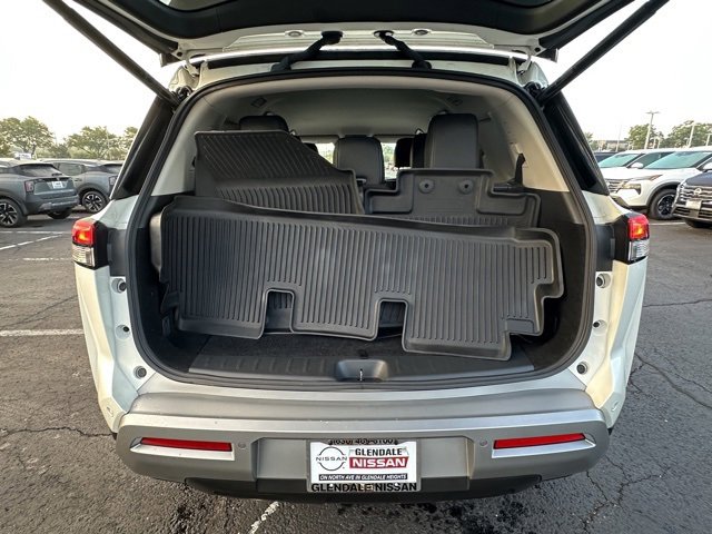 Certified 2024 Nissan Pathfinder SL image 14