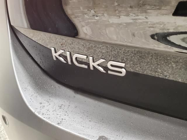 Used 2025 Nissan Kicks SR AWD/4WD image 5