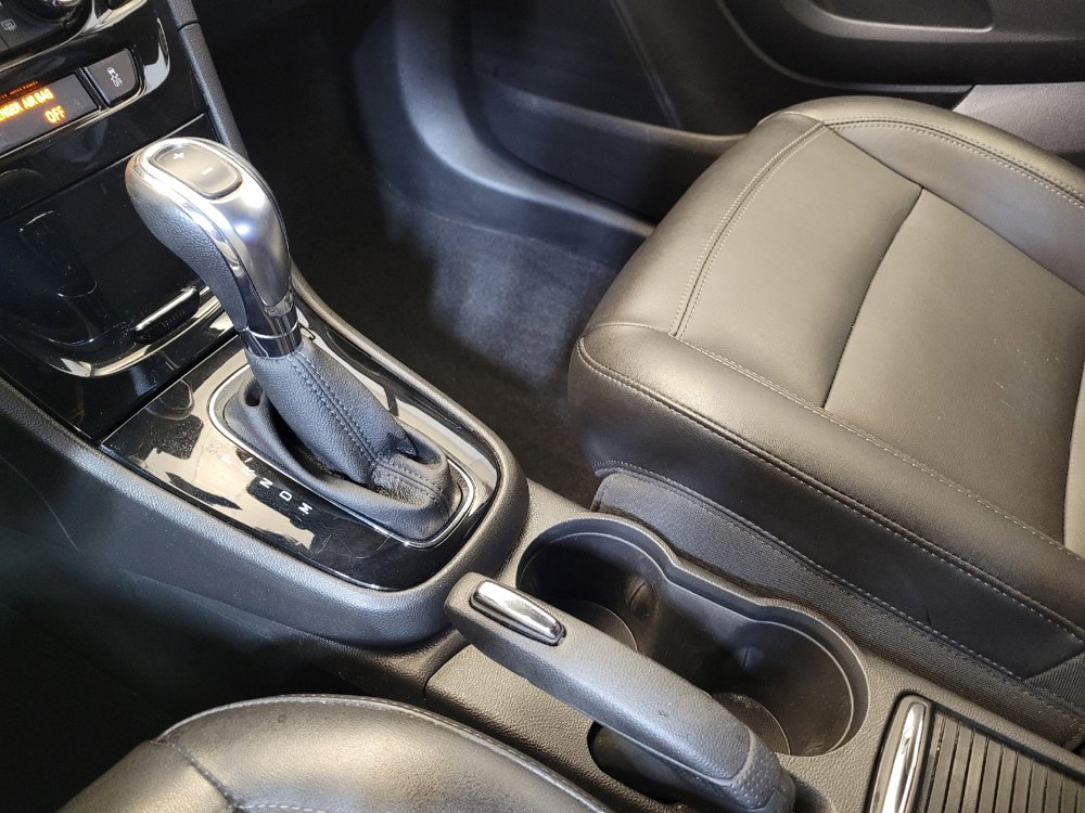 Used 2019 Buick Encore Essence w/ Safety Package II FWD image 26