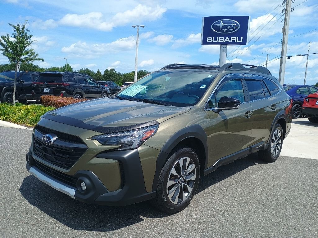 Certified 2025 Subaru Outback Limited AWD/4WD image 1