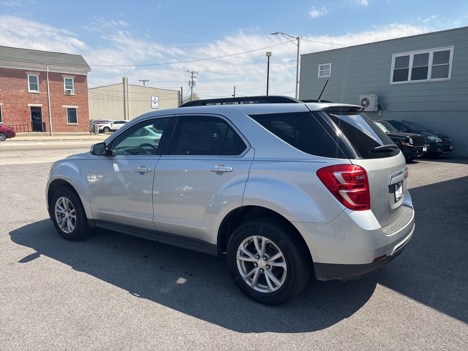 Used 2016 Chevrolet Equinox LT w/ Convenience Package FWD image 2