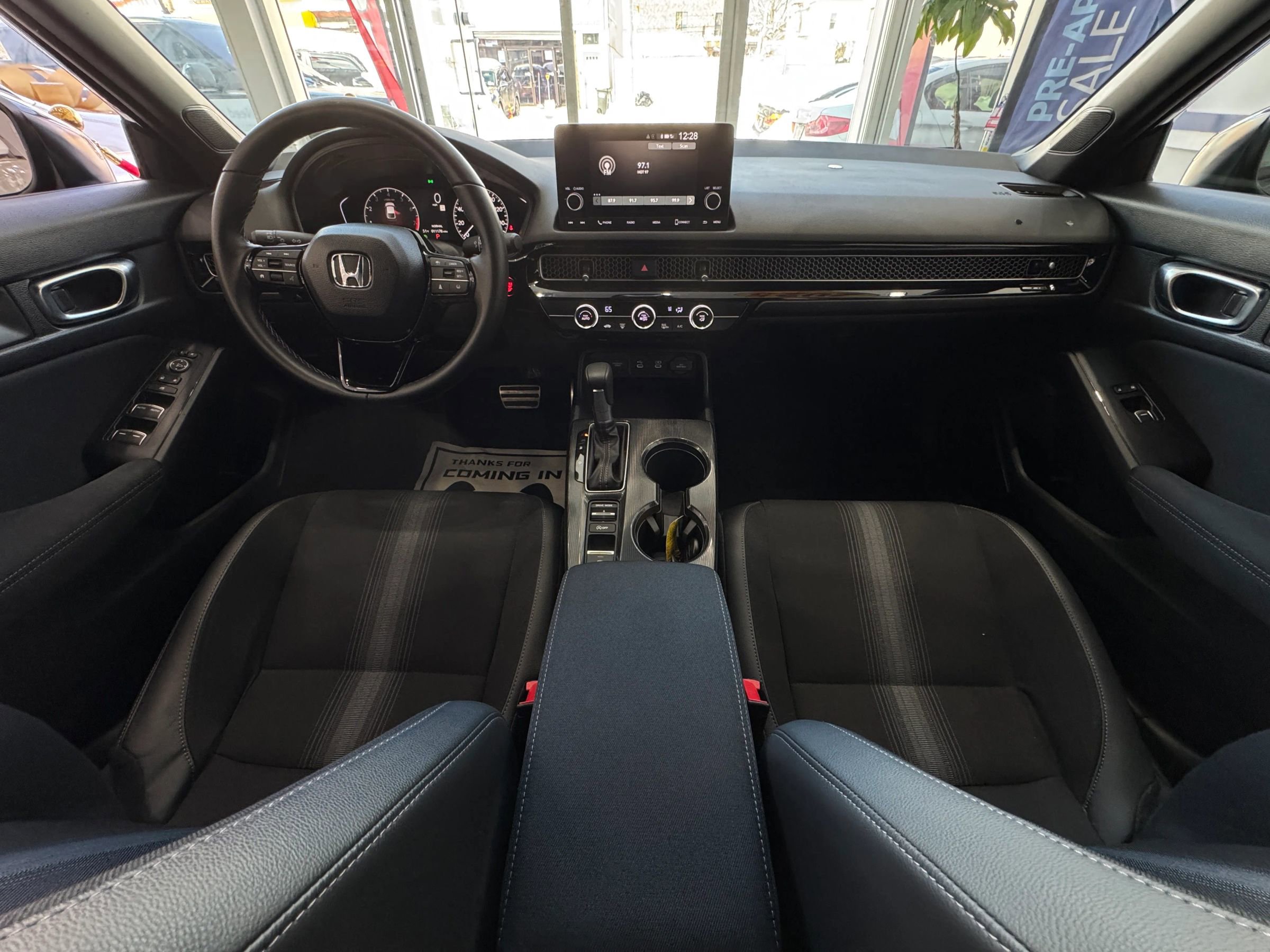 Used 2025 Honda Civic Sport image 27