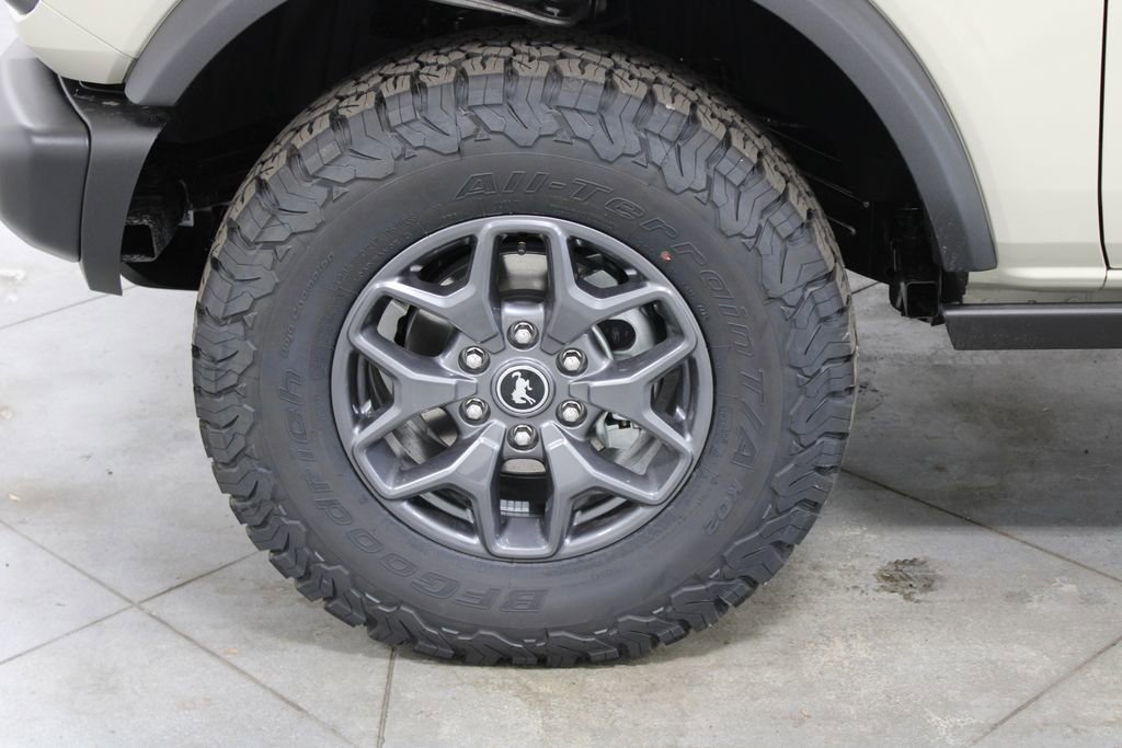 New 2025 Ford Bronco Badlands image 18