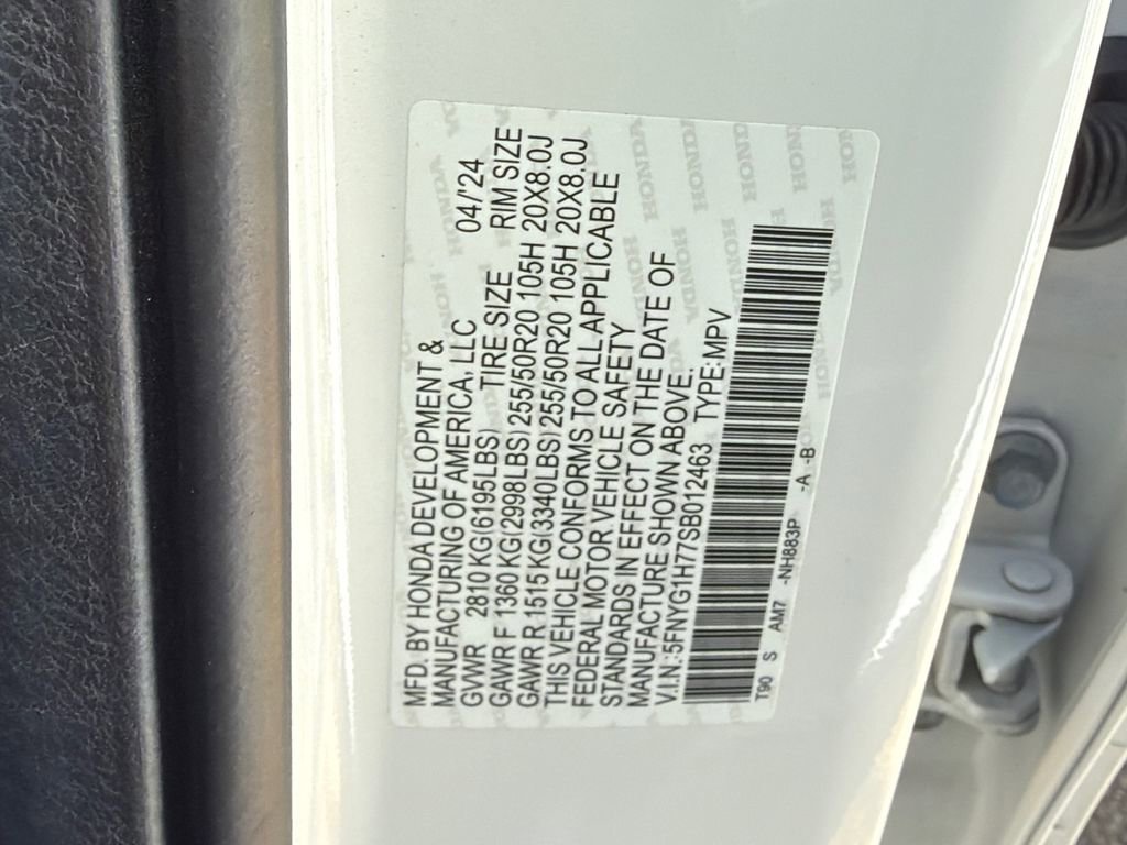 Certified 2025 Honda Pilot Touring image 39