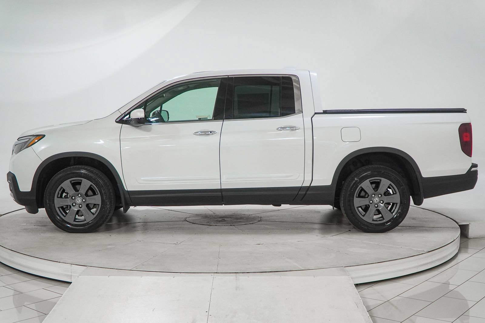 Used 2020 Honda Ridgeline RTL-E image 6