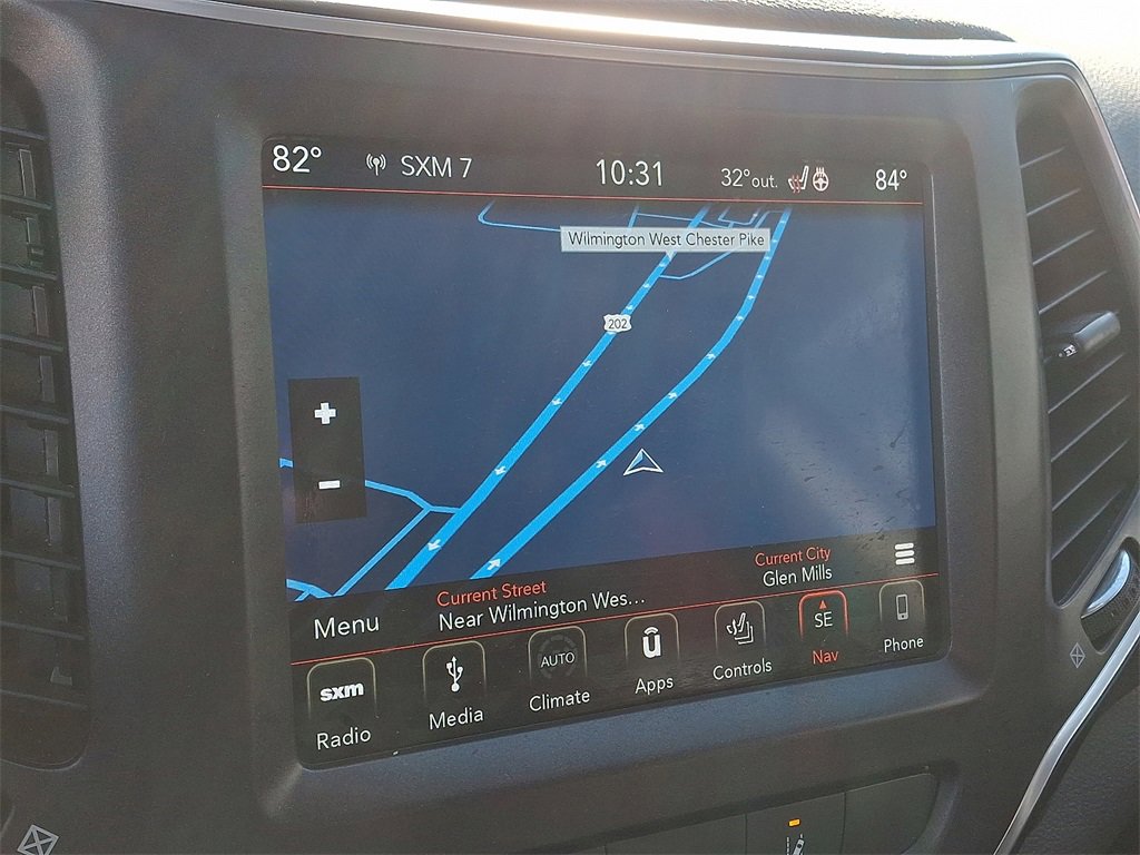 Used 2019 Jeep Cherokee Trailhawk image 17