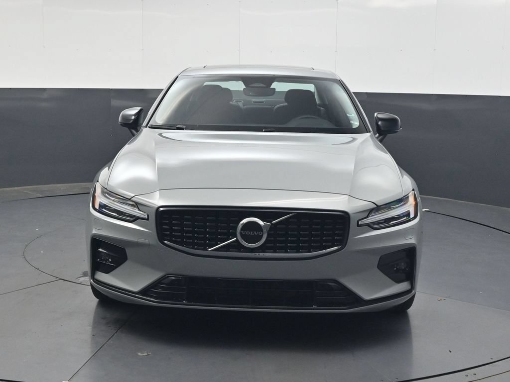 Used 2024 Volvo S60 B5 Core w/ Climate Package FWD image 13