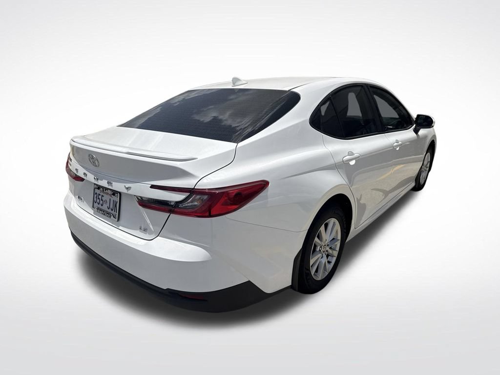 Used 2025 Toyota Camry LE FWD image 38