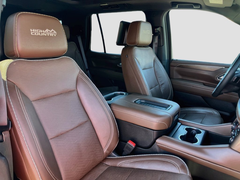 Used 2023 Chevrolet Tahoe High Country AWD/4WD image 32