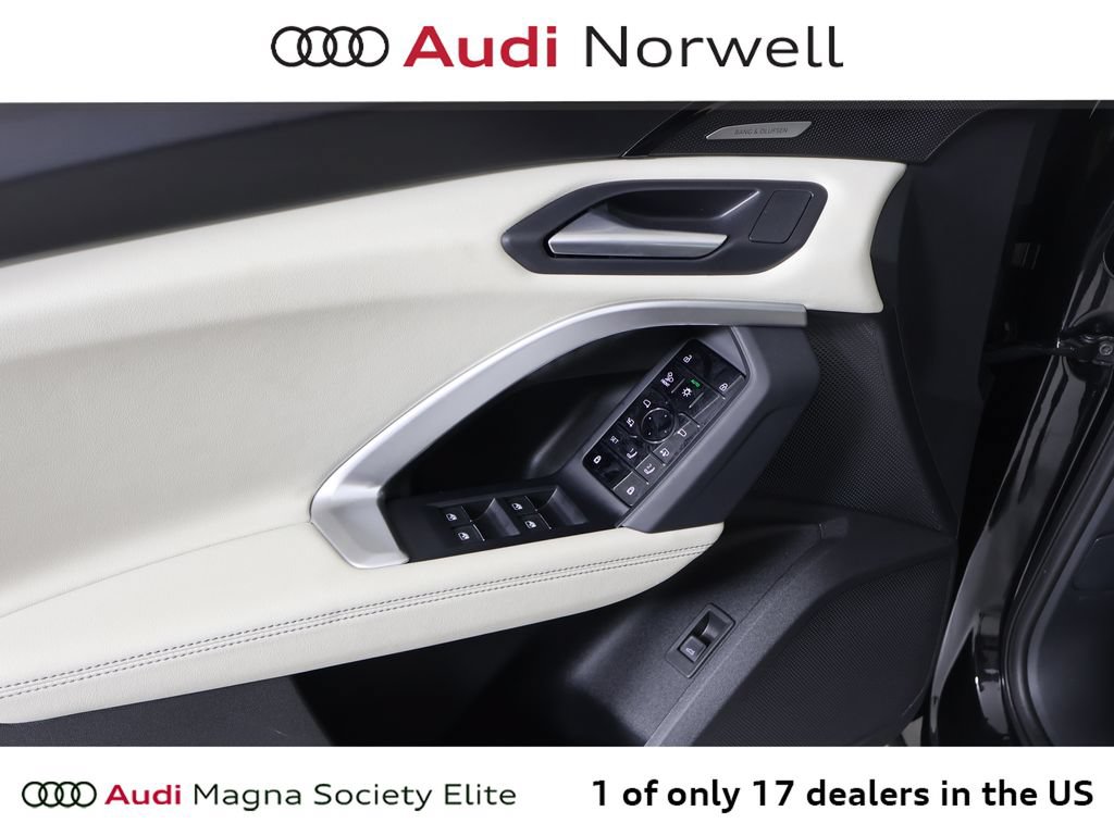 Used 2025 Audi Q5 Premium AWD/4WD image 21