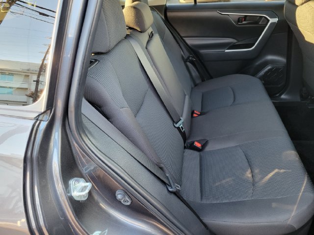 Used 2024 Toyota RAV4 LE AWD/4WD image 20