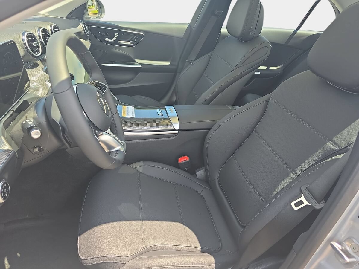 New 2026 Mercedes-Benz C 300 4MATIC Sedan image 15