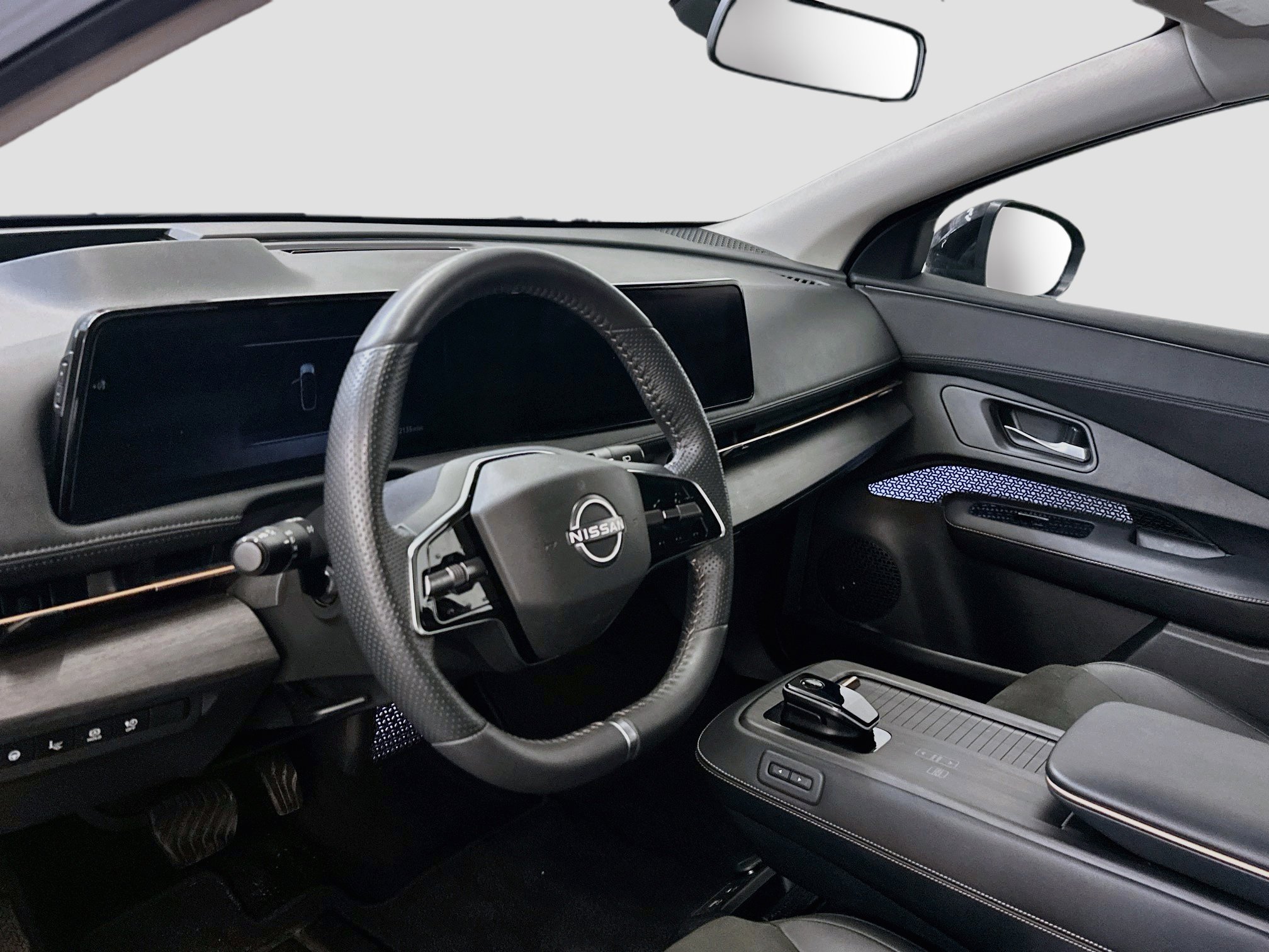 Used 2024 Nissan Ariya AWD image 18