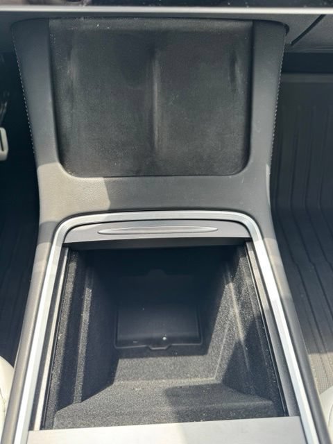 Used 2024 Tesla Model Y Performance AWD/4WD image 24