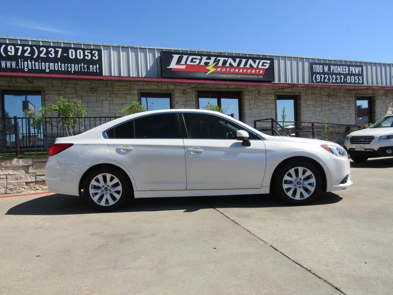 Used 2015 Subaru Legacy 2.5i Premium AWD/4WD image 5