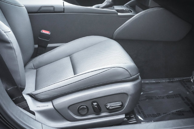 Certified 2025 Lexus ES 300h w/ Premium Package FWD image 25
