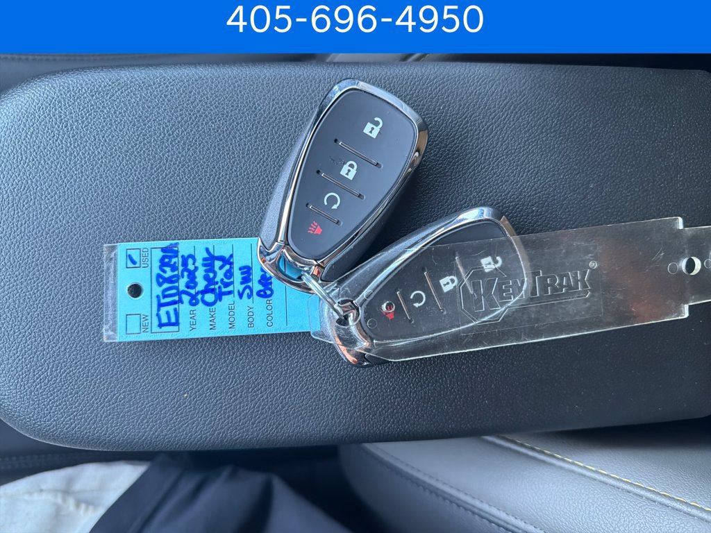 Used 2025 Chevrolet Trax ACTIV FWD image 35