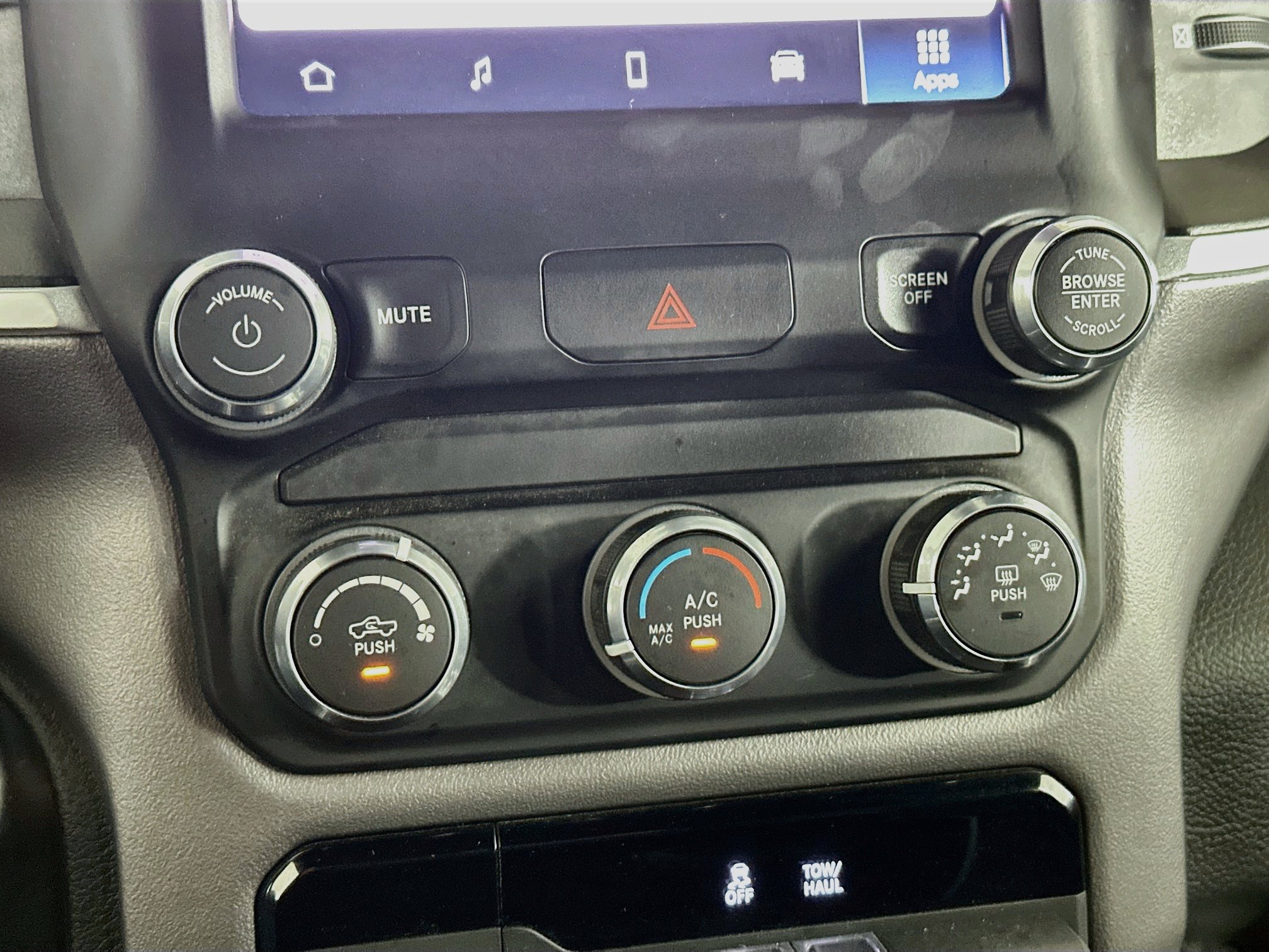 Used 2022 RAM 1500 Big Horn AWD/4WD image 22