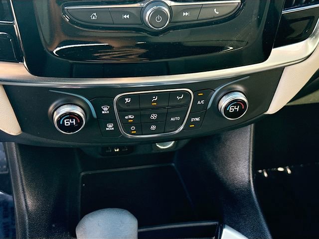 Used 2023 Chevrolet Traverse LS image 15