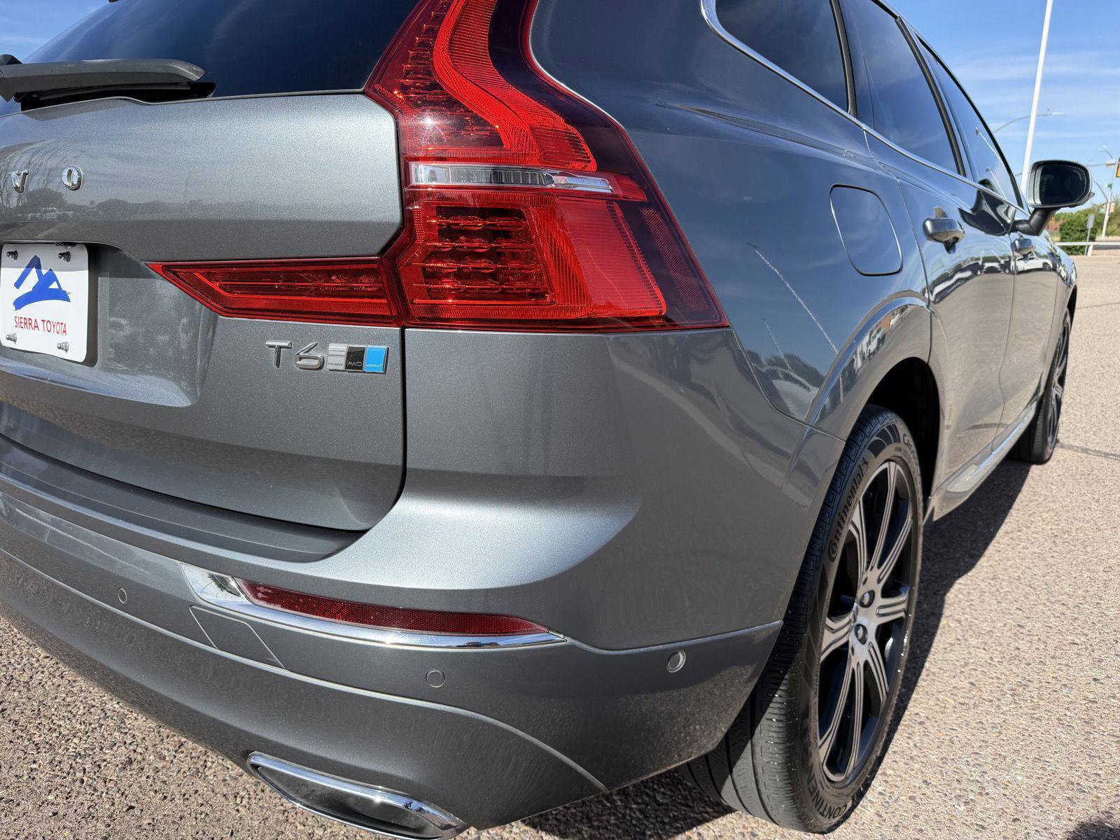 Used 2018 Volvo XC60 T6 Inscription w/ Luxury Seat Package image 13