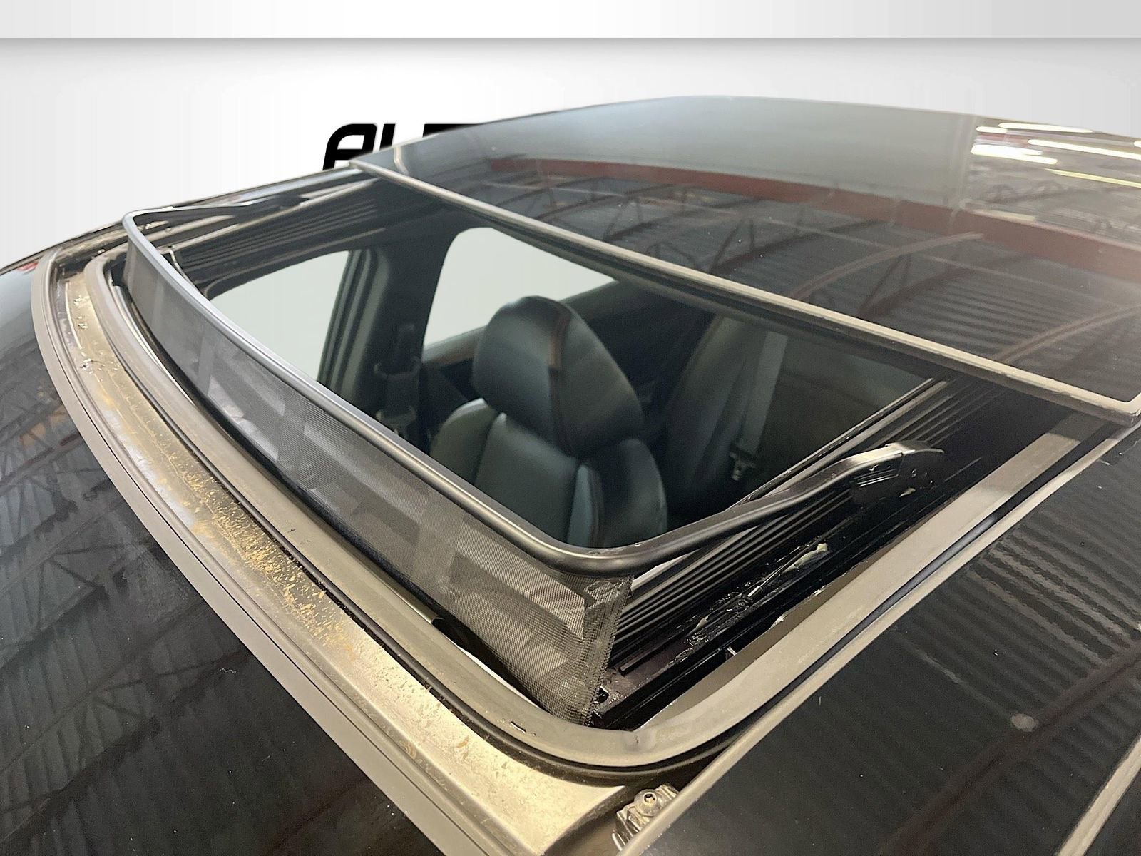 Used 2023 Nissan Maxima SR w/ Sport Mat Group image 23