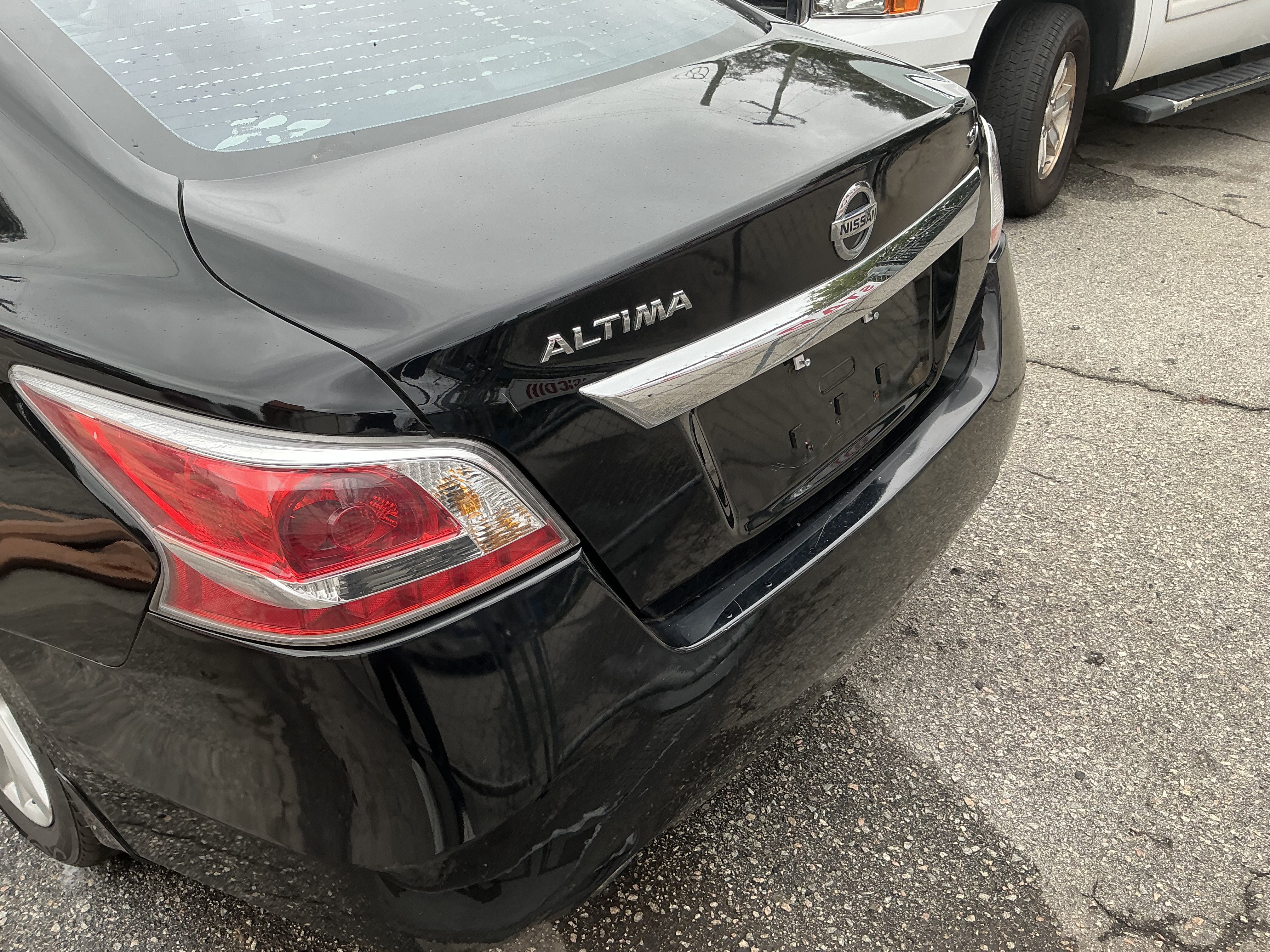 Used 2015 Nissan Altima 2.5 SV FWD image 8