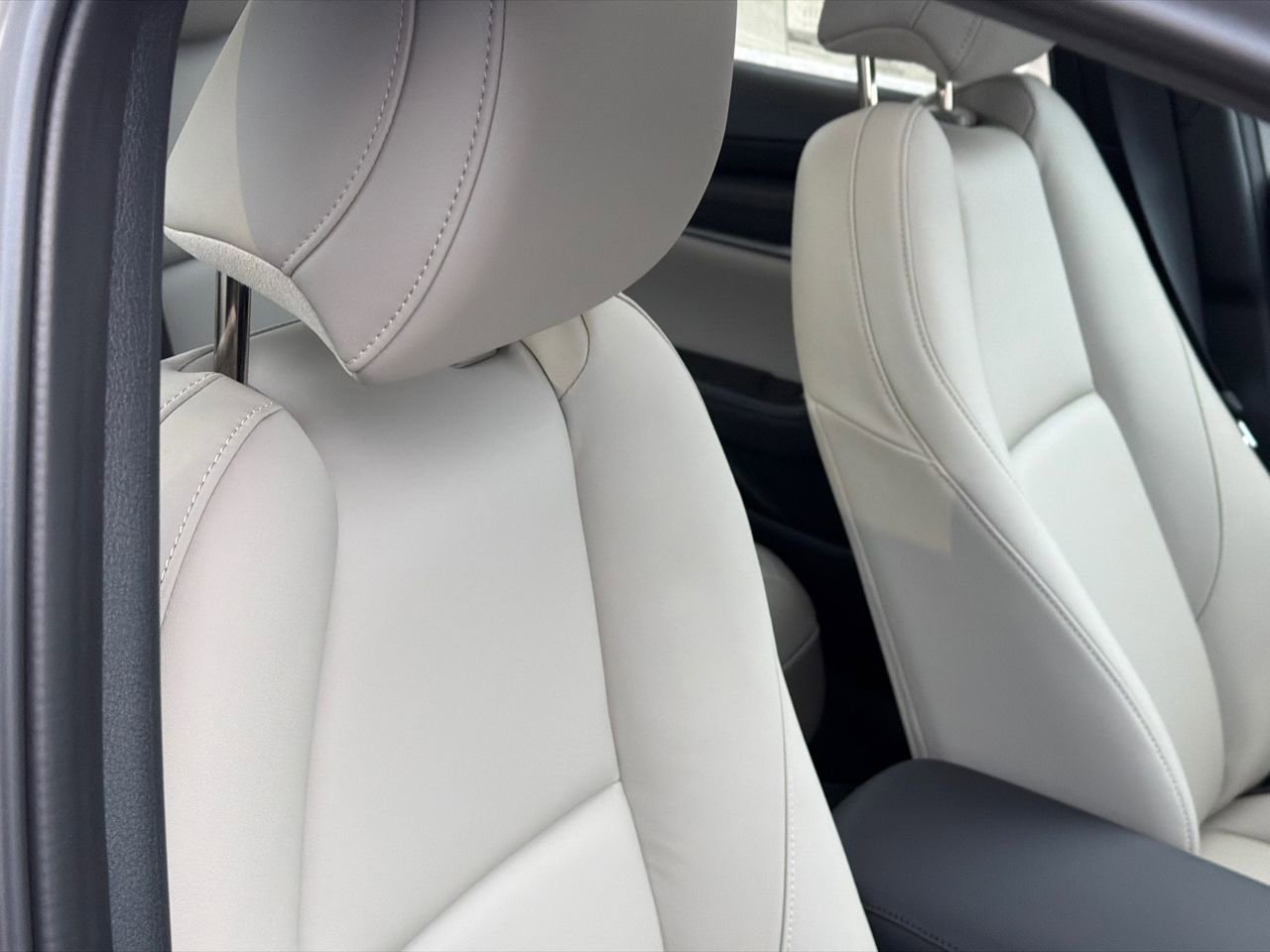 New 2026 MAZDA MAZDA3 2.5 S Sedan w/ Preferred Pkg image 8