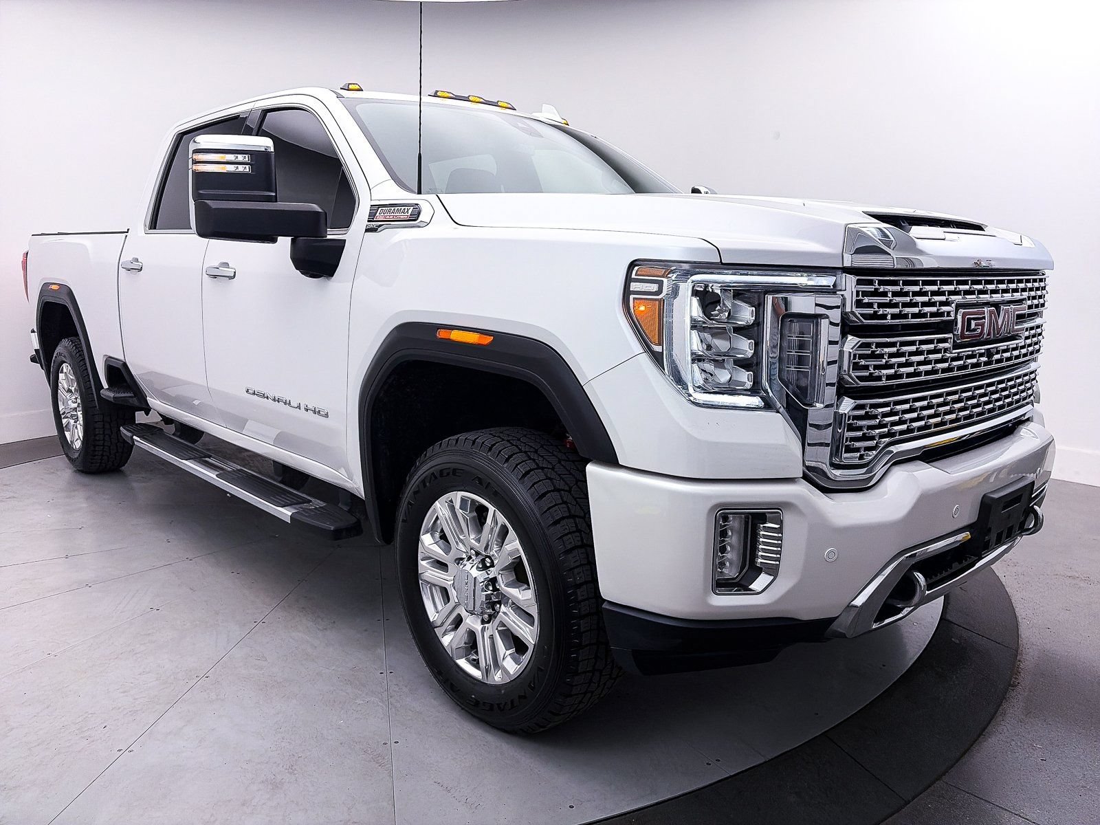Used 2022 GMC Sierra 2500 Denali AWD/4WD image 12
