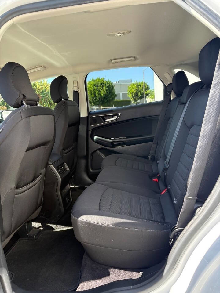 Used 2015 Ford Edge SEL image 11