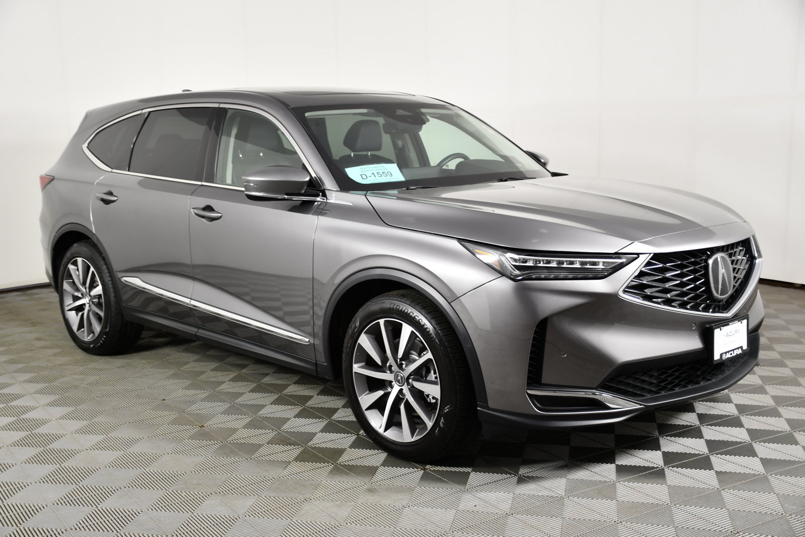 Certified 2025 Acura MDX w/ Technology Package AWD/4WD image 4