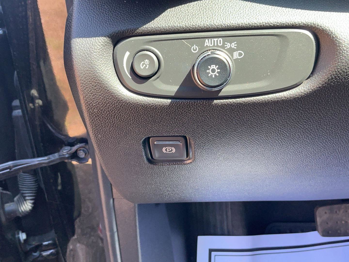 Used 2022 Chevrolet Blazer RS image 21