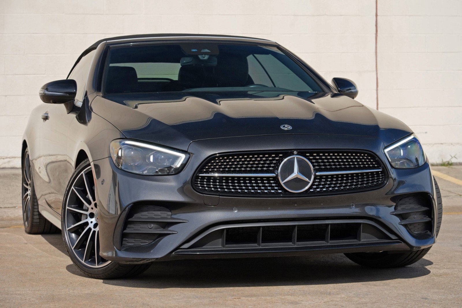 Used 2023 Mercedes-Benz E 450 Cabriolet w/ AMG Line image 4