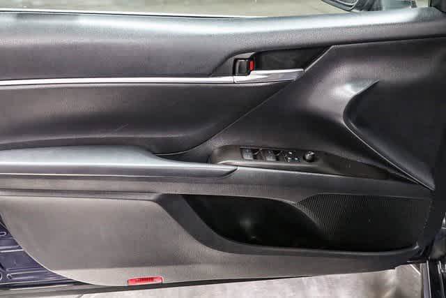 Certified 2022 Toyota Camry SE FWD image 21