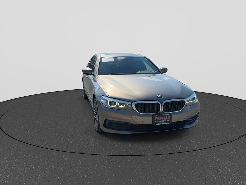 Used 2019 BMW 530i xDrive w/ Convenience Package image 5