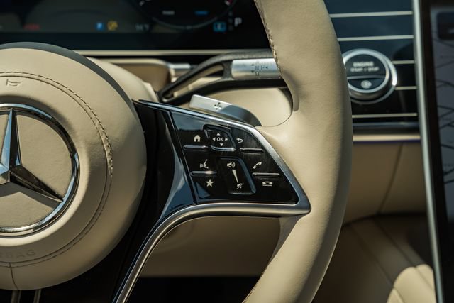 Certified 2023 Mercedes-Benz S 500 4MATIC image 28