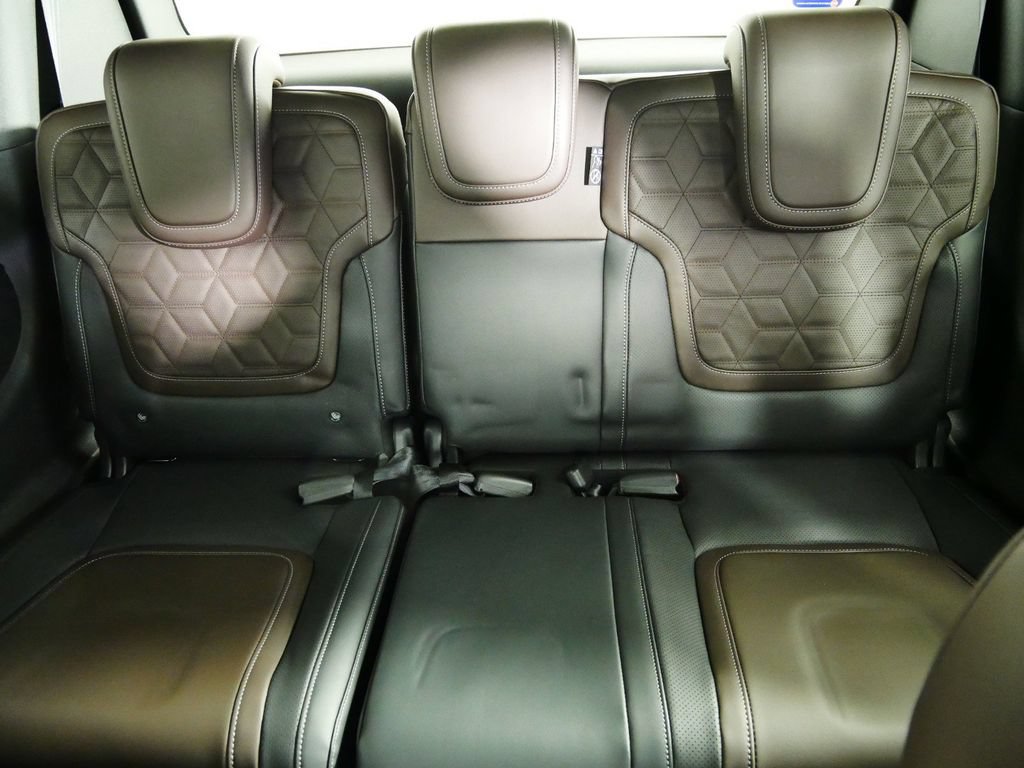 New 2025 Nissan Armada Platinum Reserve AWD/4WD image 20