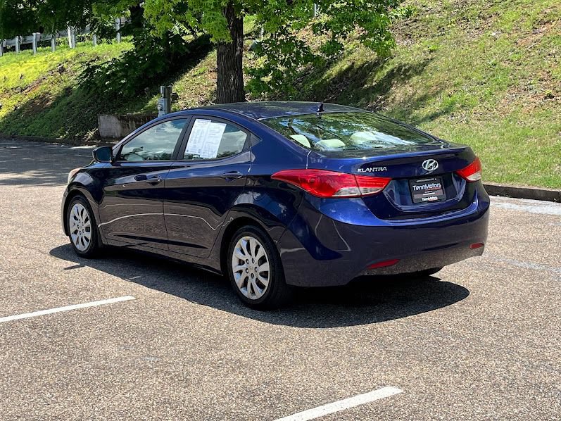 Used 2013 Hyundai Elantra GLS FWD image 22