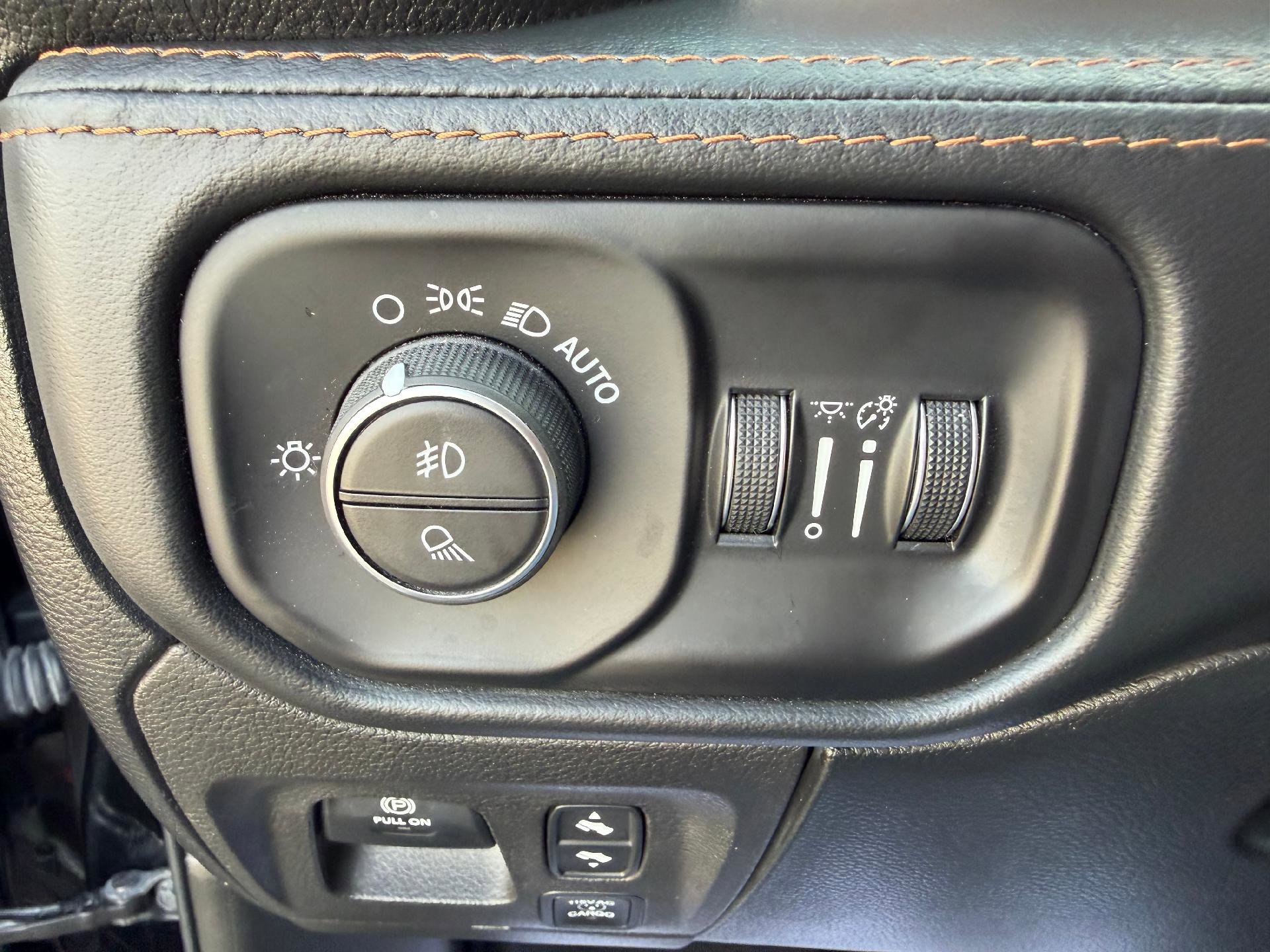 Used 2021 RAM 1500 Limited AWD/4WD image 32