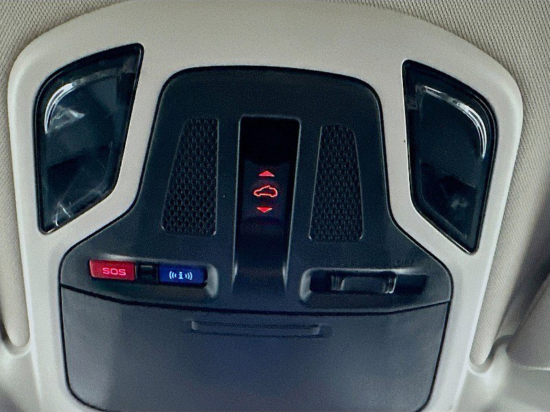 Used 2022 Subaru Outback Premium image 32