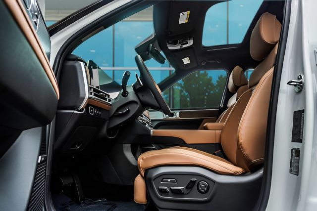New 2026 Hyundai Santa Fe Limited FWD image 48